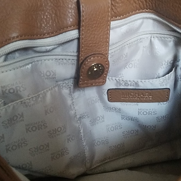 Michael Kors Large Hamilton Tote/Satchel - Picture 9 of 9